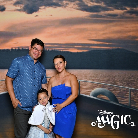 Meet your Posher, Ingrid - Picture 2 of 6